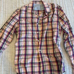 Cleaning out the closet! Haven’t worn this shirt in over a year.